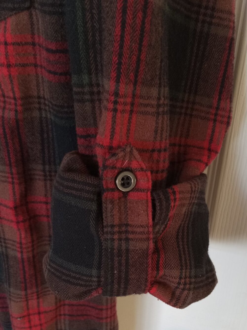 Earthy Flannel Shirt w/ button tabs for long sleeves